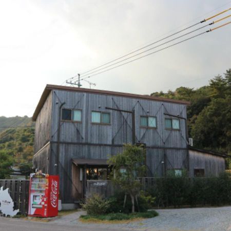 A Tourist Home Ougiya Naoshima Esterno foto